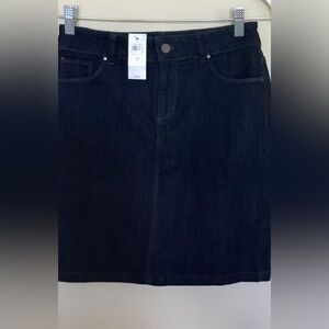 Ann Taylor NWT Dark Denim Jean Skirt, Size 2P